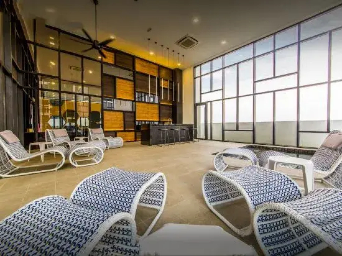 2 Storey Duplexhouse@EcoBotanic, Legoland, Netflix