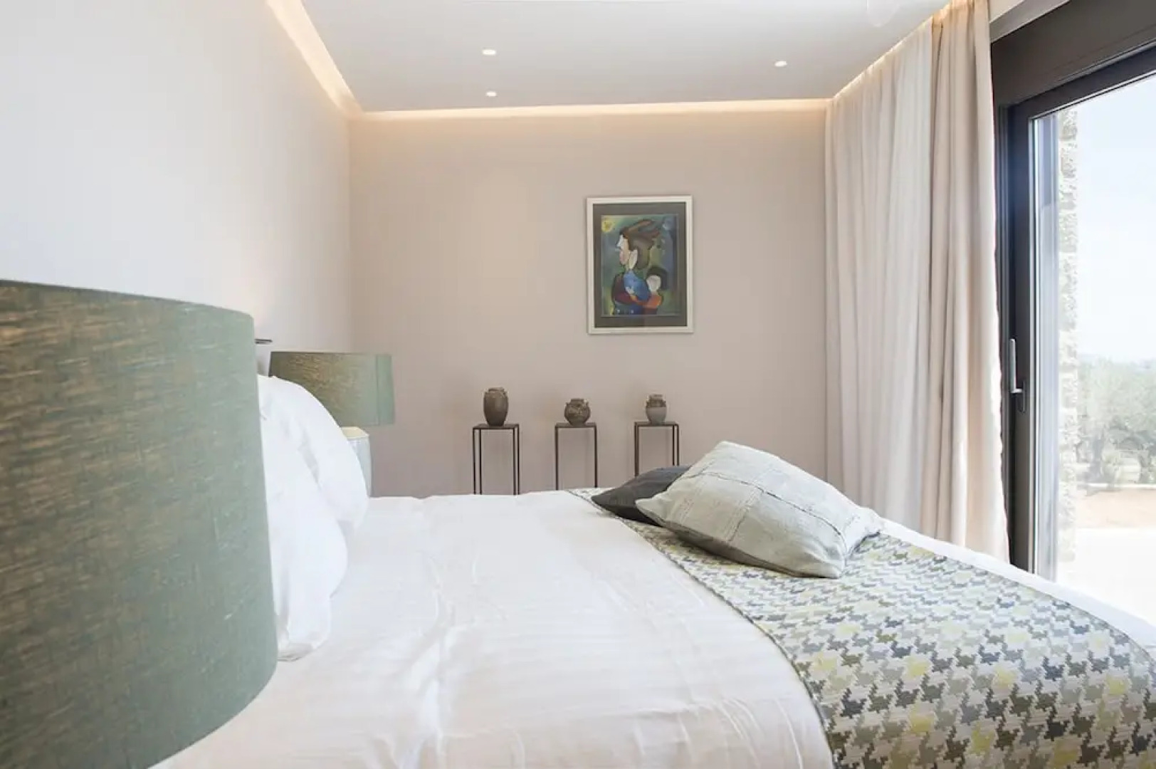 Captivating 5br Pool Villa Close Navarino Golf