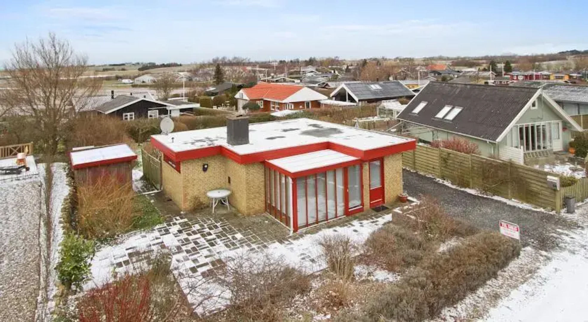 Anemone 54 Holiday House