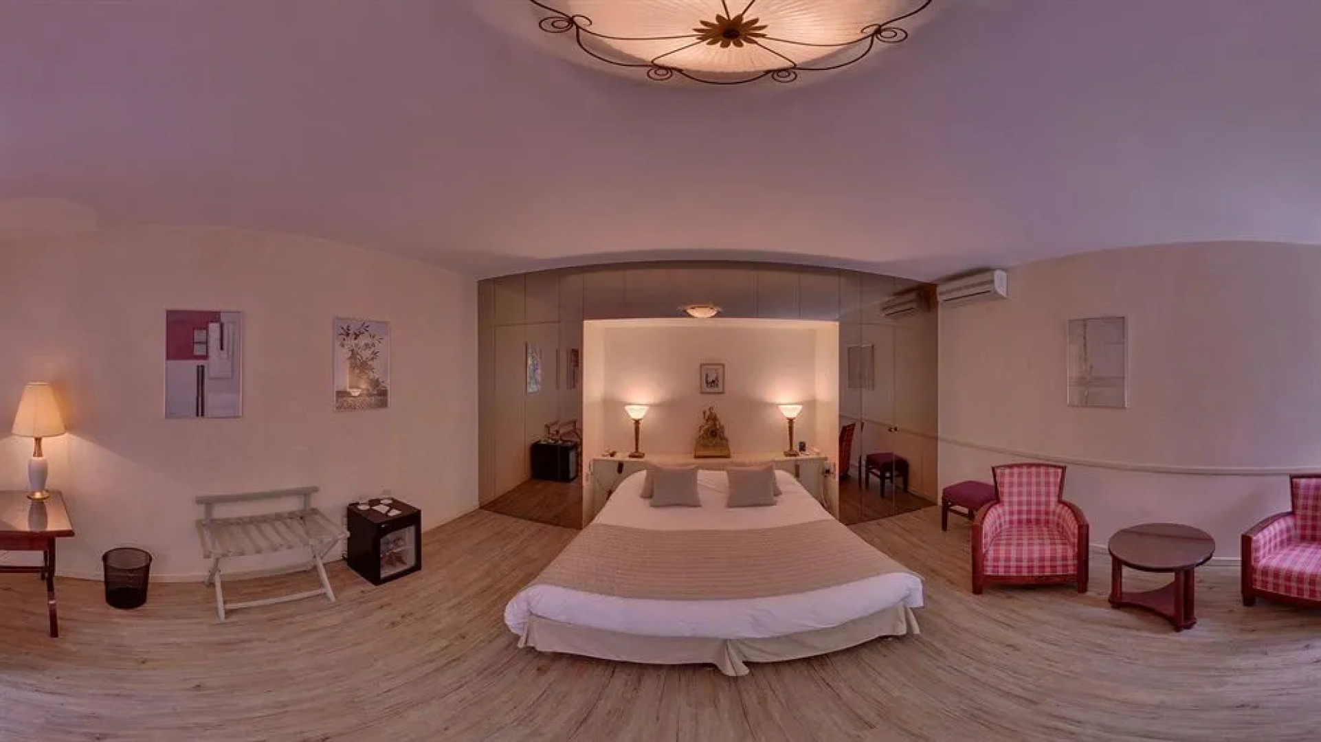 Manoir De La Roseraie