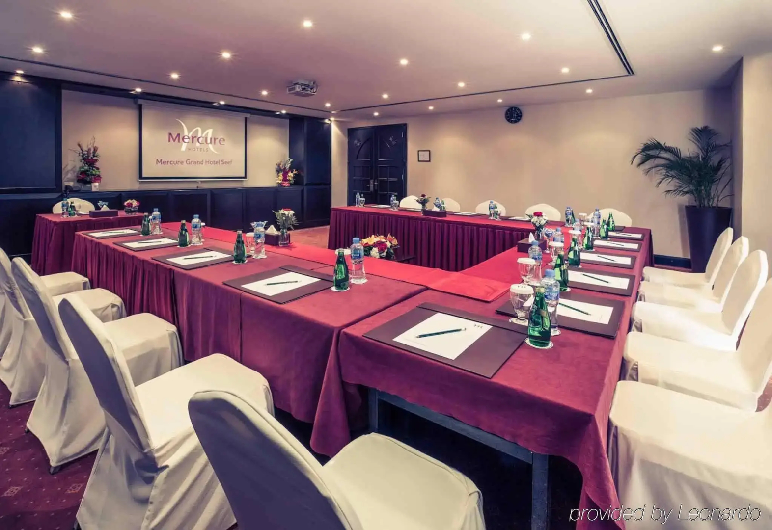 Mercure Grand Hotel Seef - All Suites