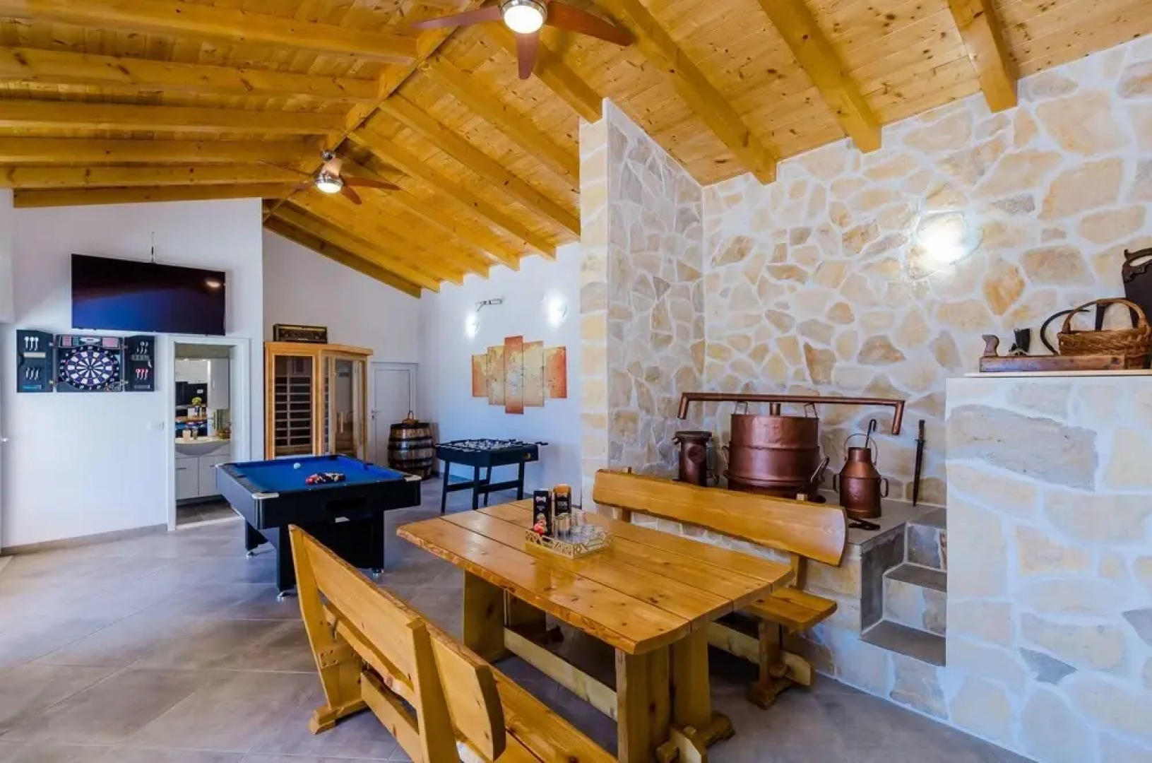 Villa Mateo - Three Bedroom Apartment With Terrace and Private Pool ID Direct Booker 769