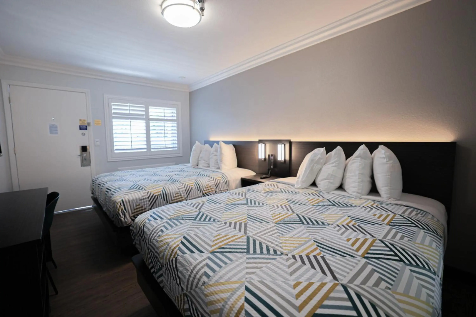 Motel 6 Tustin, CA – Orange County