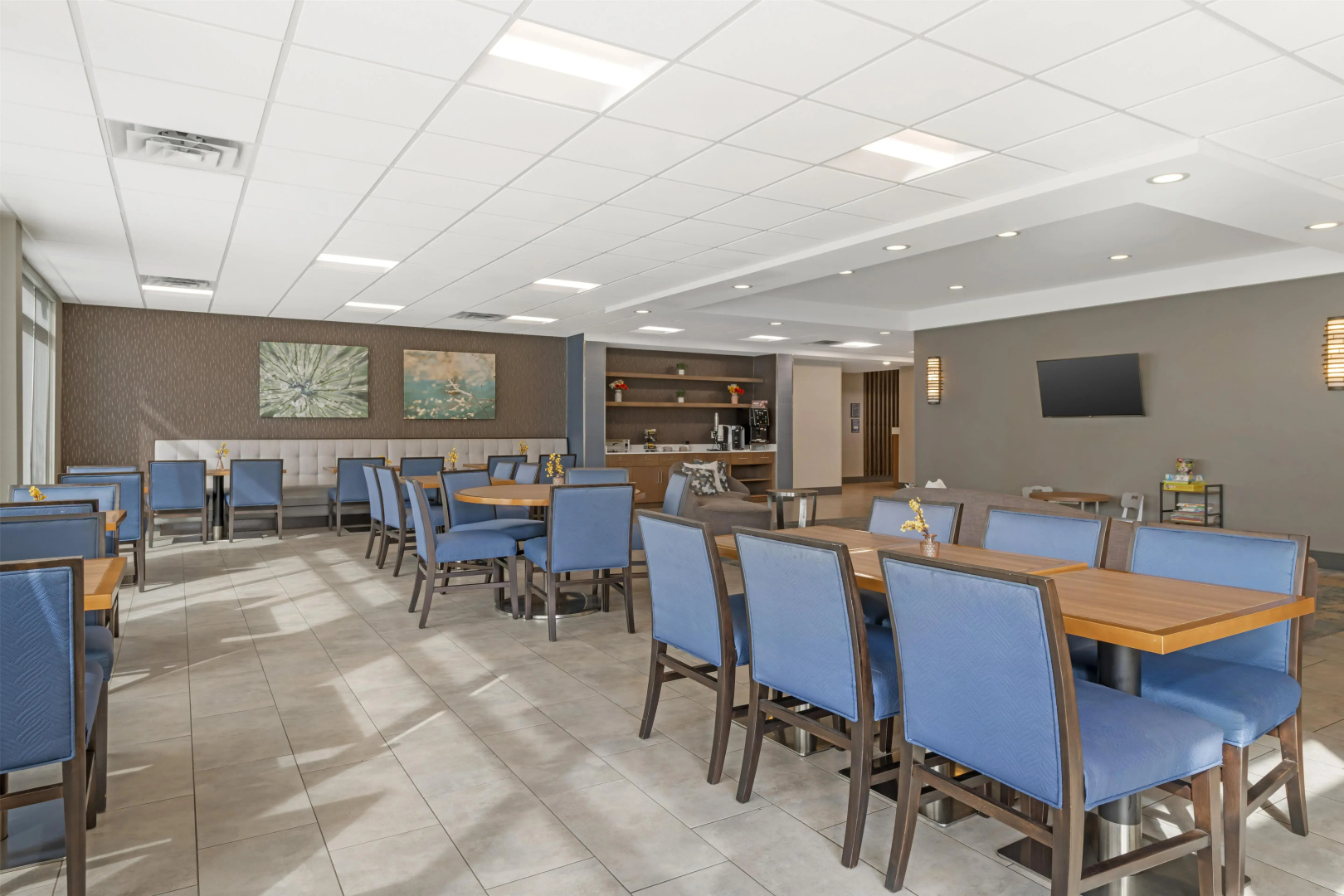Best Western Plus Isanti