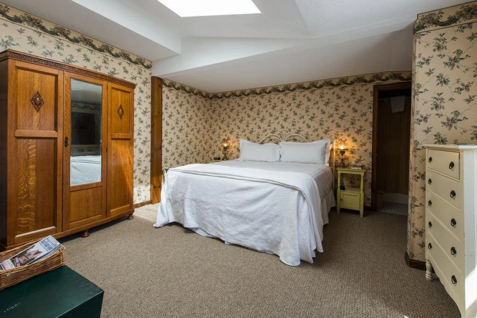 Hanover House Inn