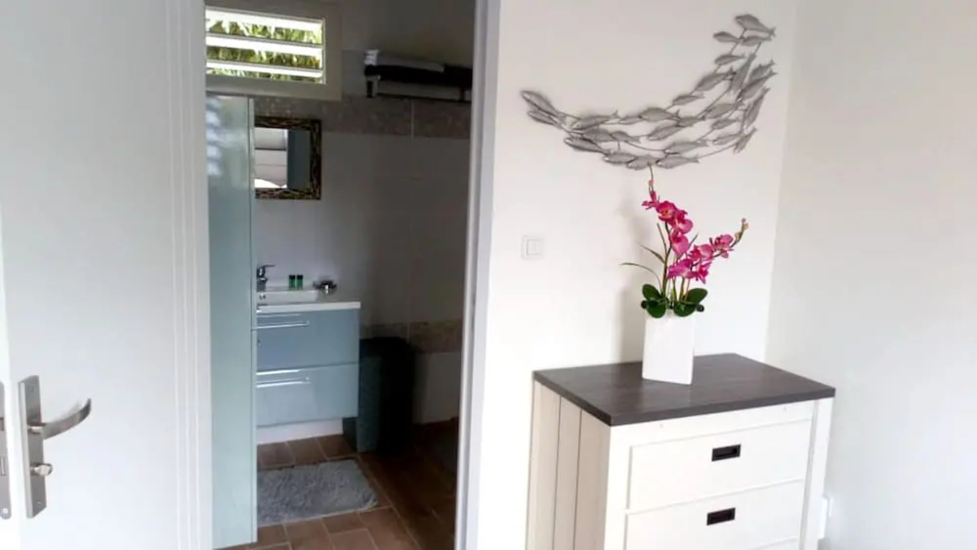 Bungalow With one Bedroom in Le Gosier, With Pool Access, Enclosed Gar