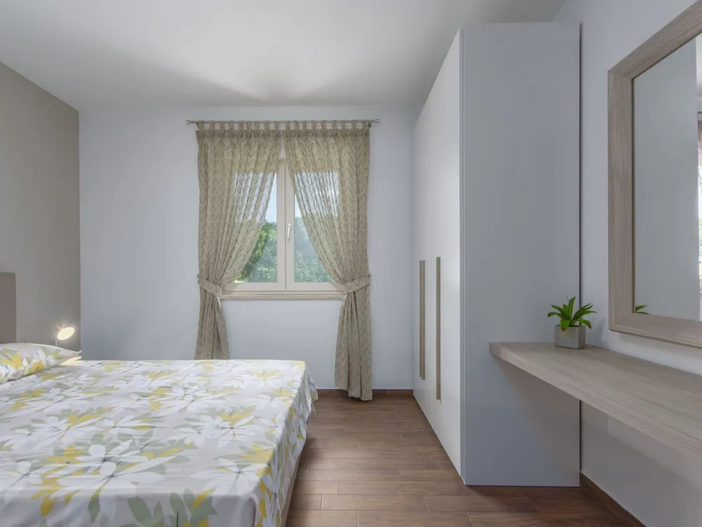 Modern House With Pool and Beautiful Landscaped Environment in a Quiet Location