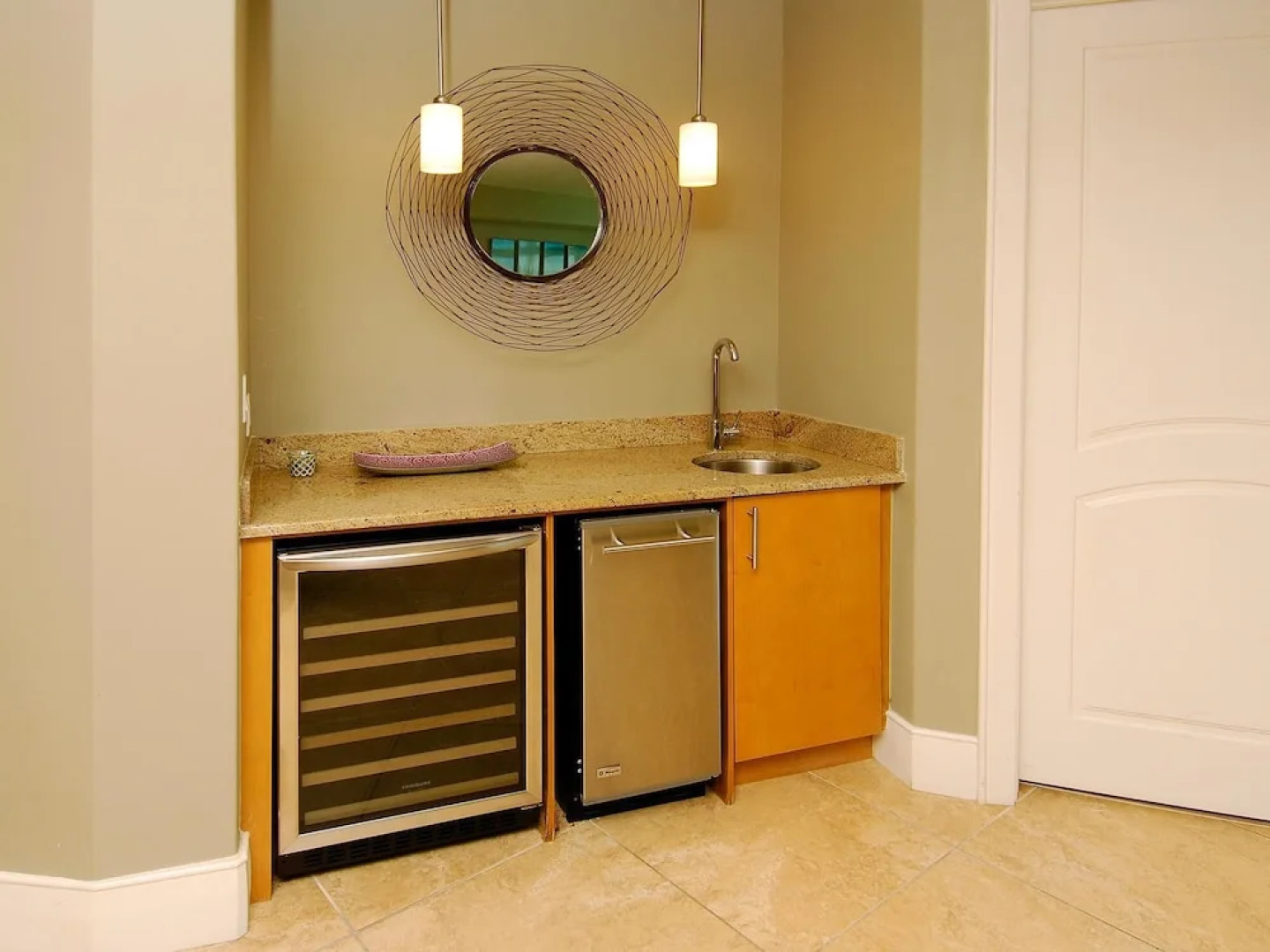 Turquoise Place Unit 1008D