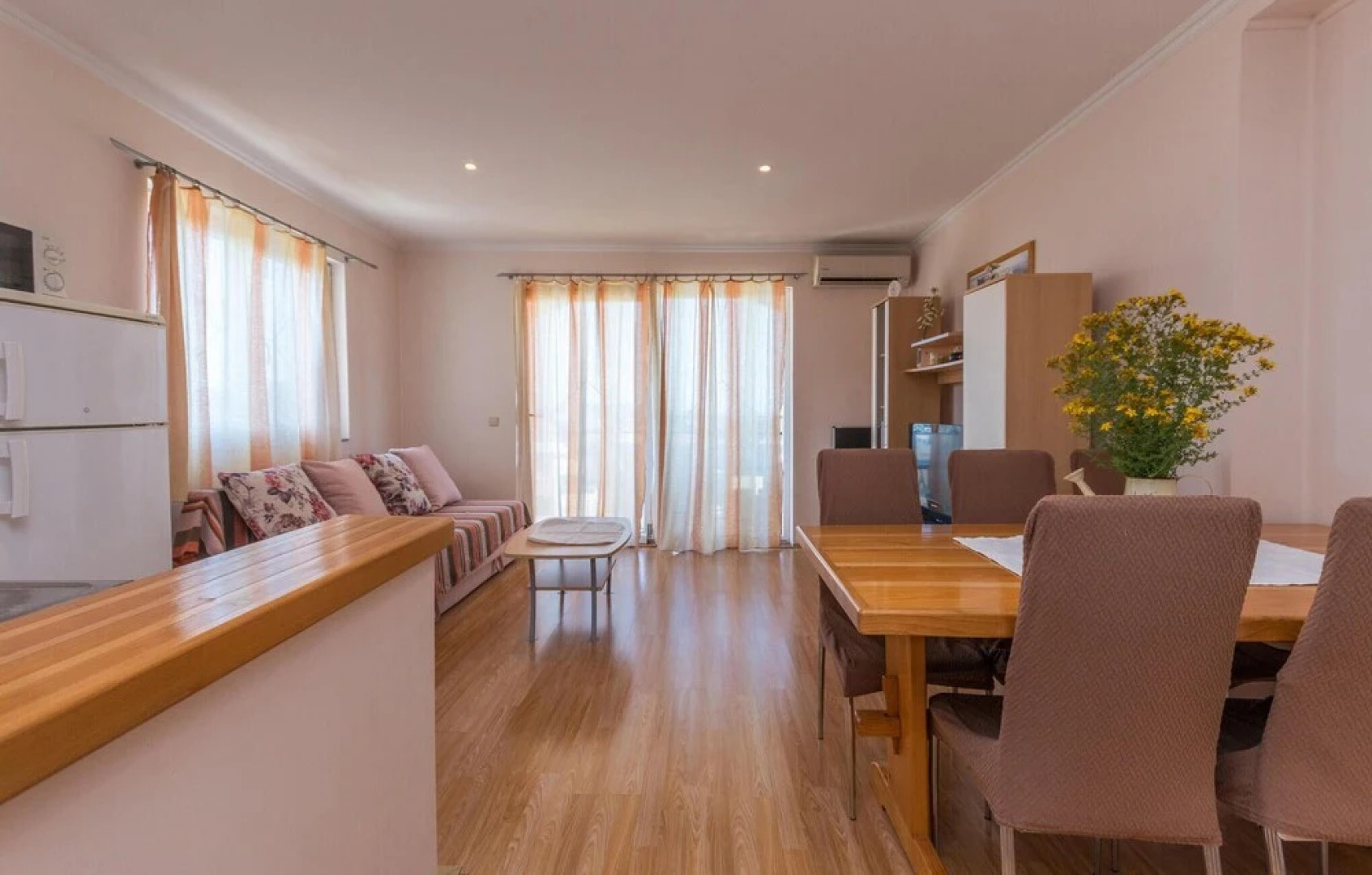 Nice Apartment in Drage, Pakostane With Sauna, Wifi and 2 Bedrooms