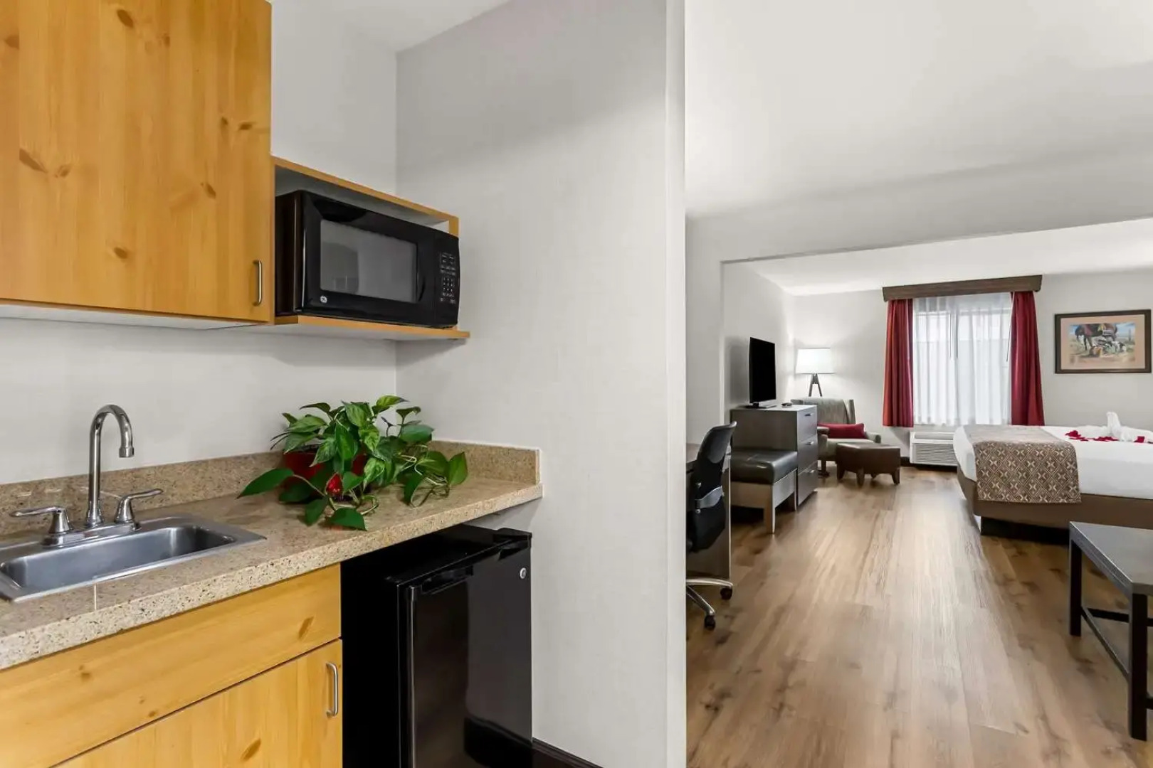 Best Western Moriarty Heritage Inn