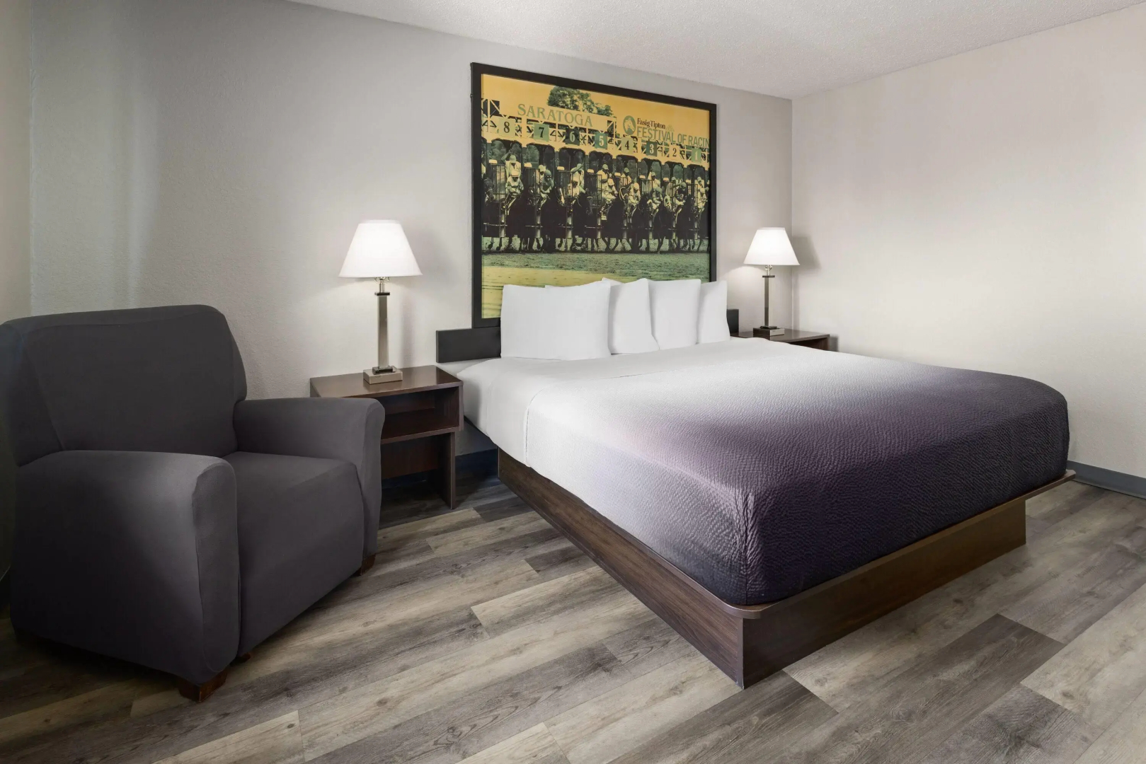 Super 8 by Wyndham Latham/Albany Airport