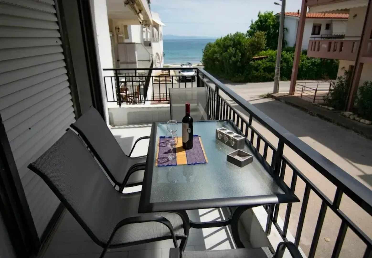 Filrose Sea View Apartment by Travelpro Servi