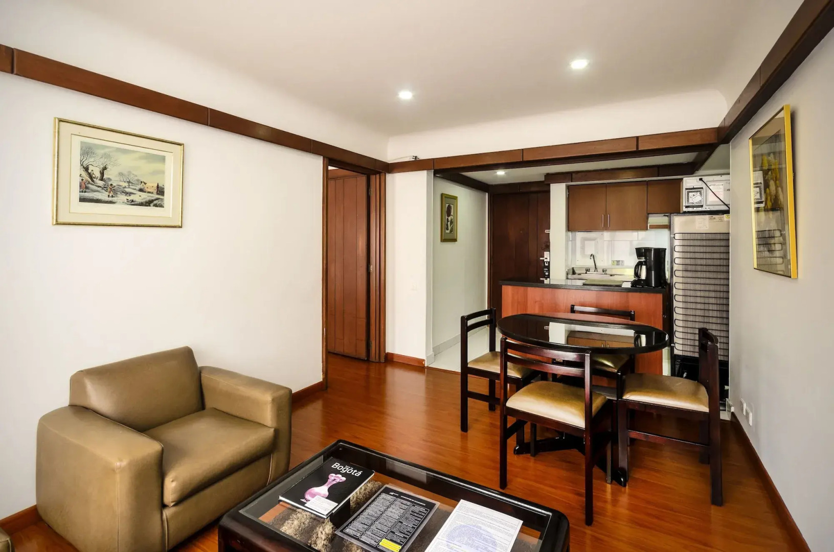 Travelers Suites Condominio Plenitud