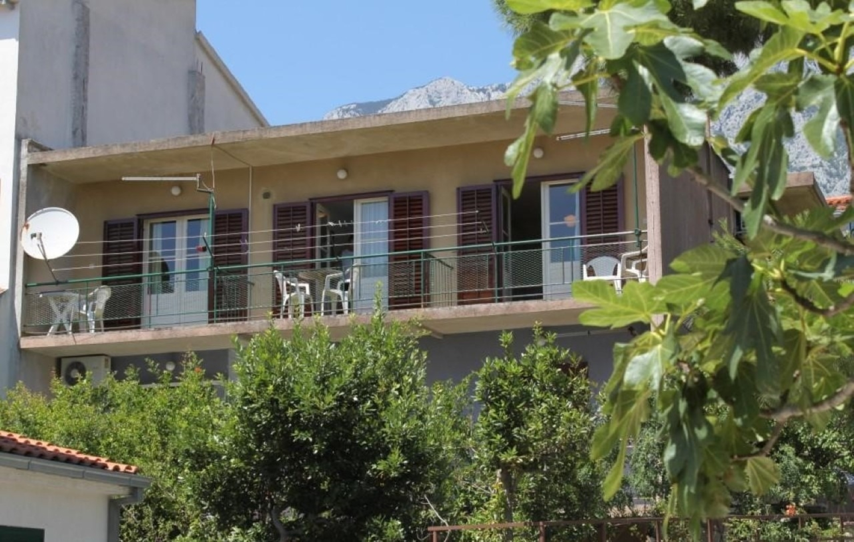 Apartment Fila - large & close to the beach: A1 Makarska, Riviera Makarska