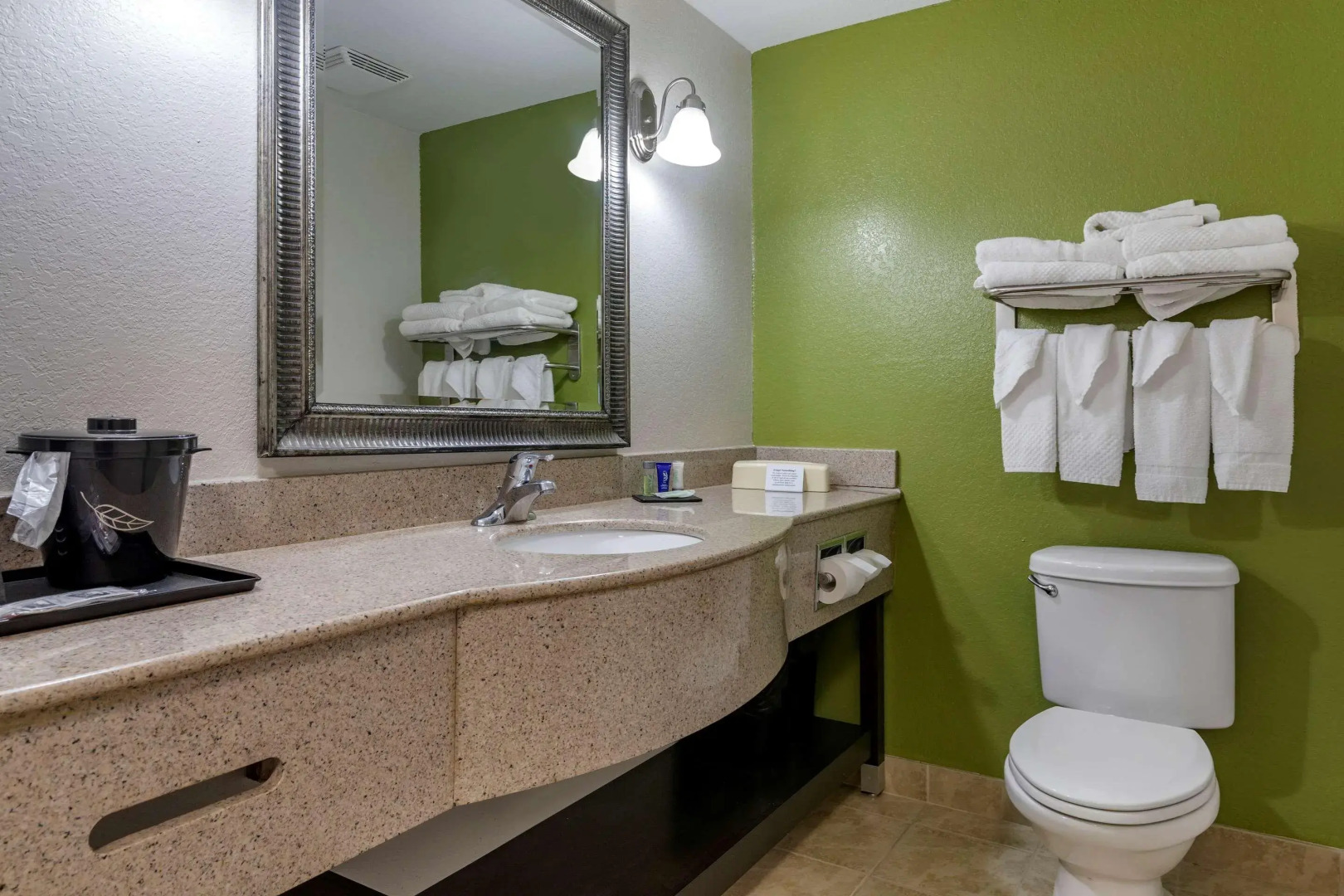 Sleep Inn & Suites Brunswick North