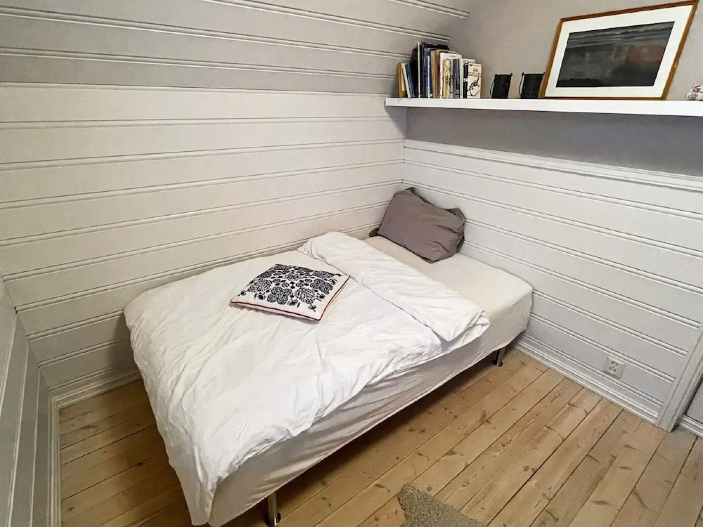 8 Person Holiday Home in Maloy-by Traum