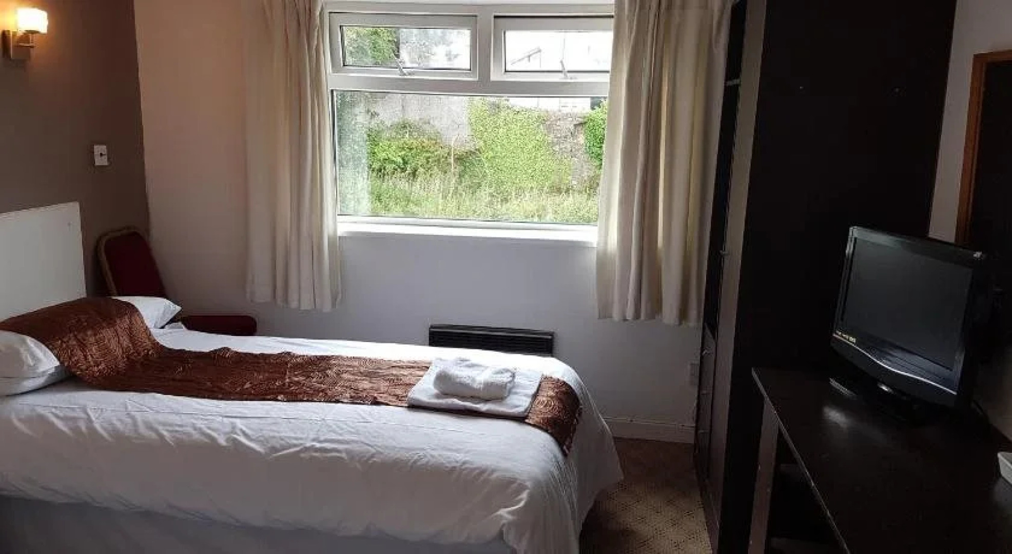 Ye Olde Red Lion Hotel