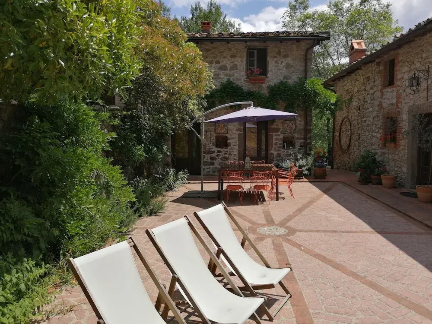 Stunning 2 bed Cottage in the Lucca Countryside