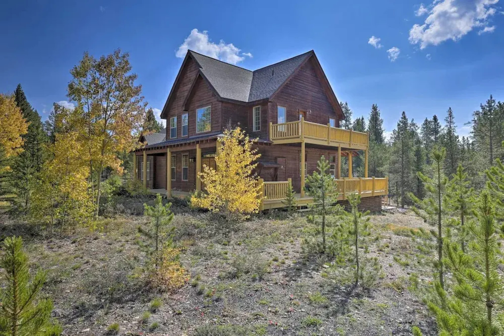 'rocky Bear Lodge' on 2 Acres Near Turquoise Lake