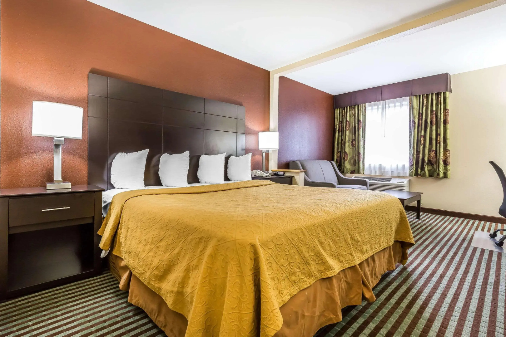 Quality Inn Mount Vernon, IL