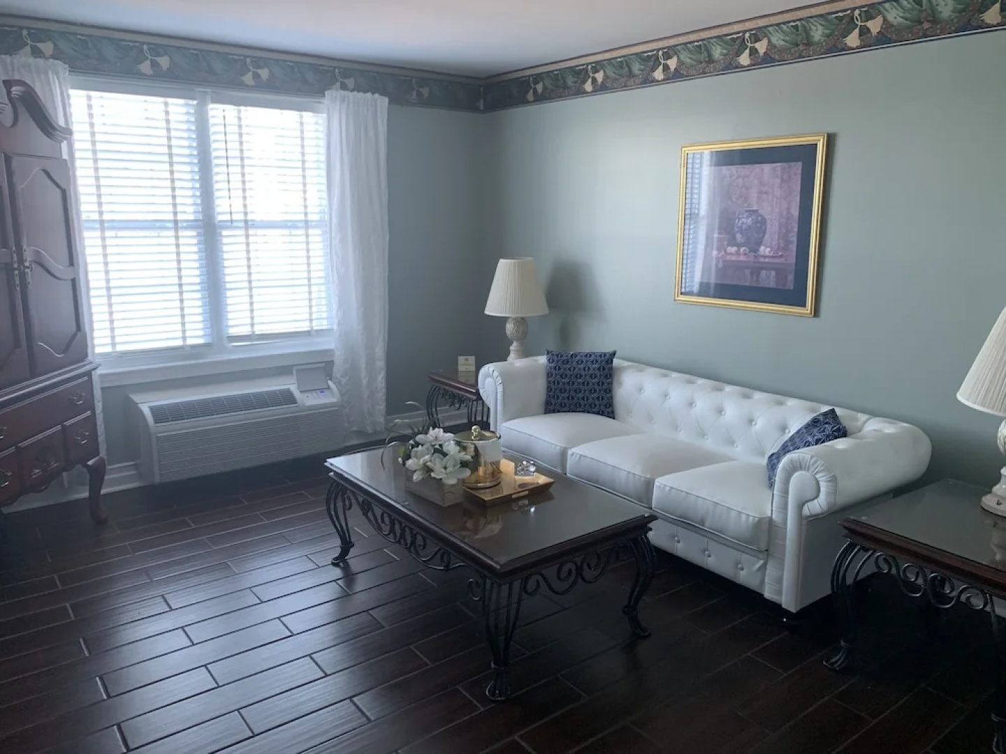 French Quarter Inn