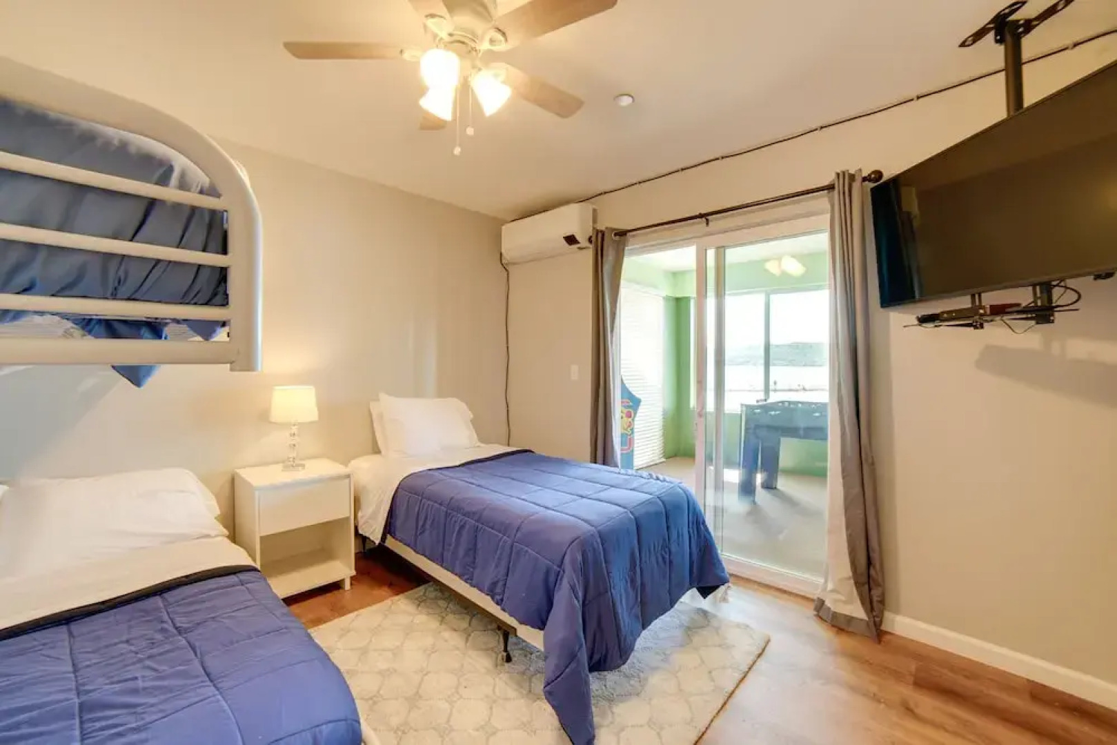 Clearlake Vacation Rental w/ Nearby Lake Access!