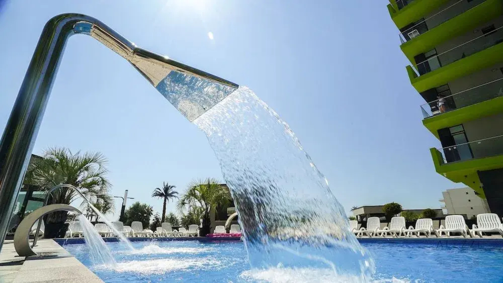 Alezzi Beach Resort
