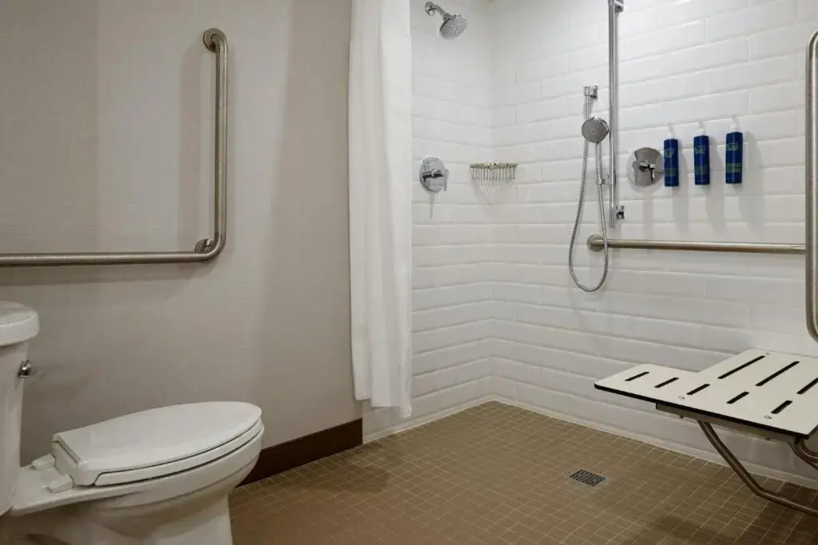 Four Points by Sheraton Point Edward Sarnia
