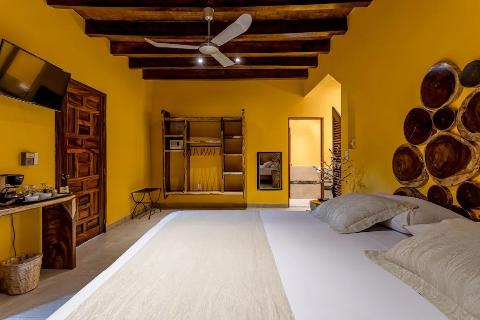 Hotel Suites La Hacienda