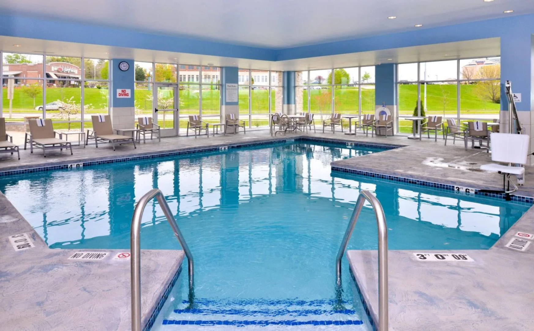 Holiday Inn Express & Suites Madison by IHG
