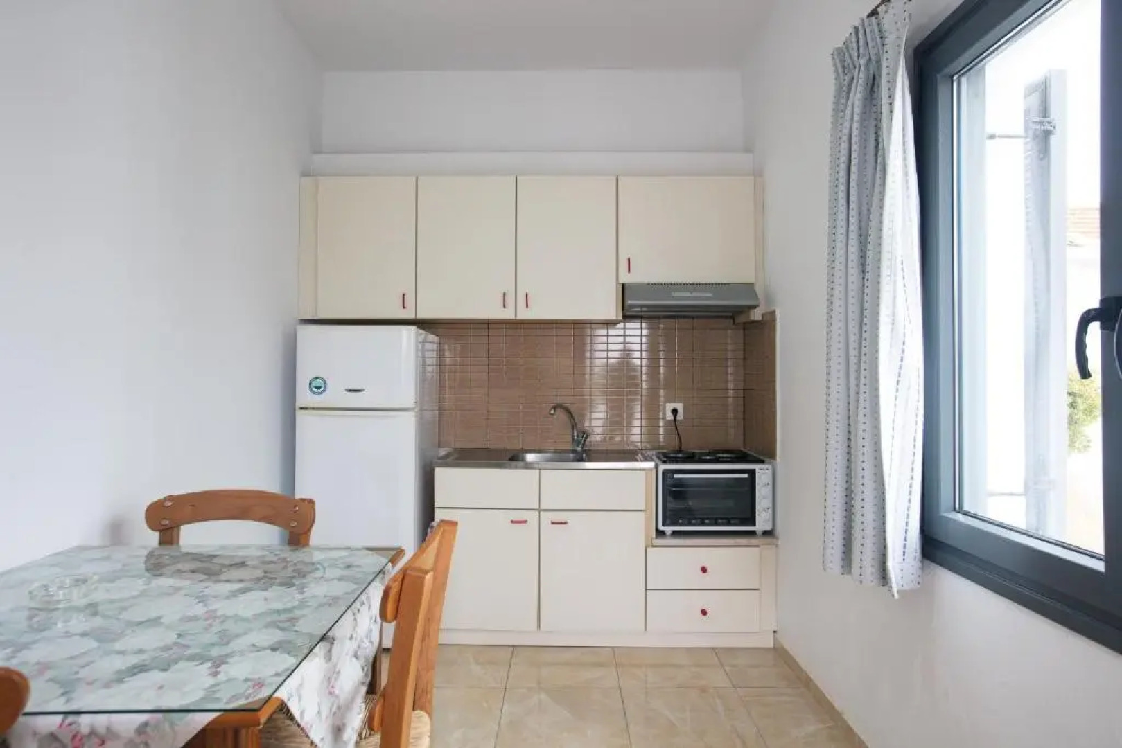 Konaki Studios & Apartments