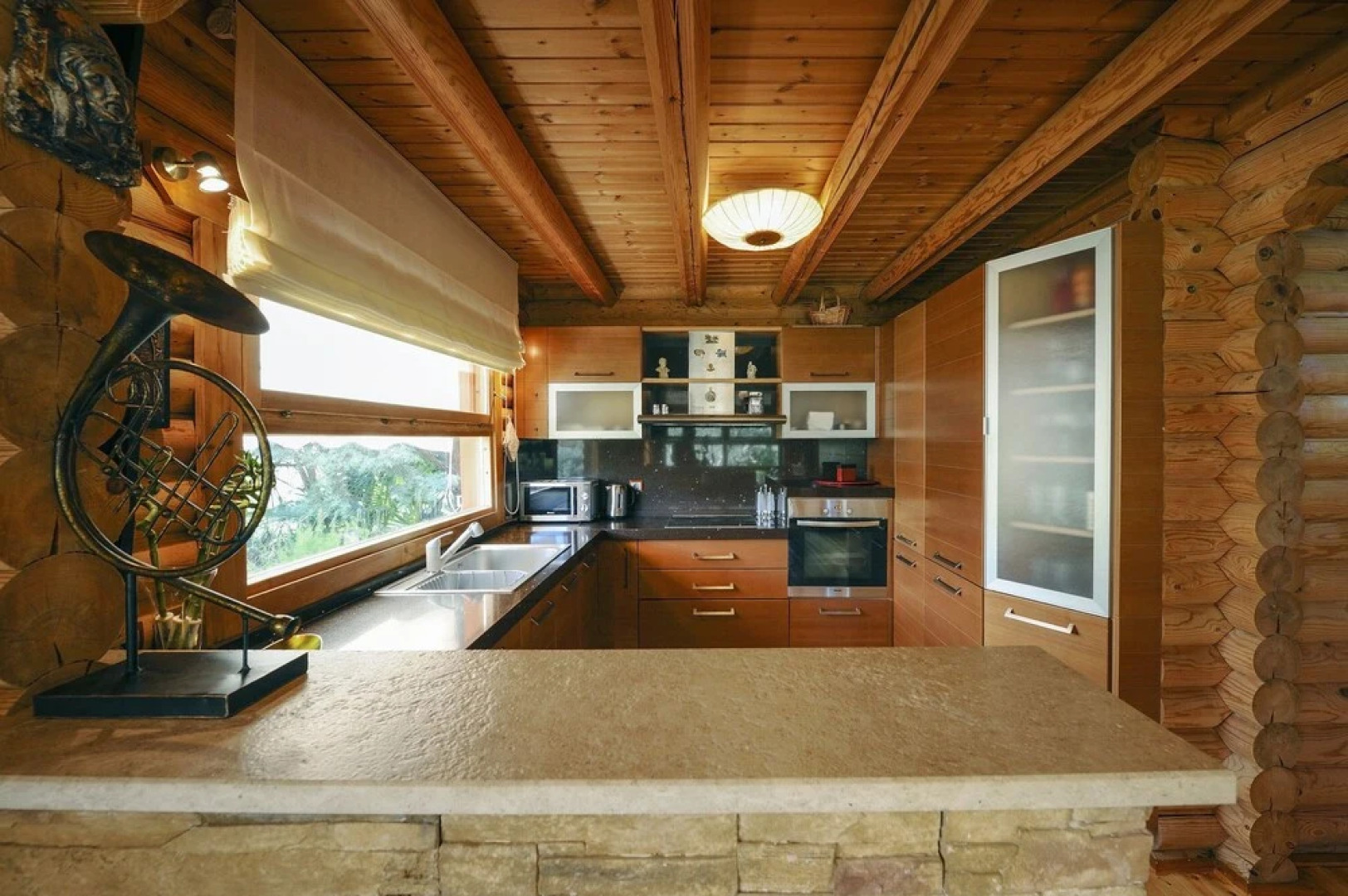 Lakkia - Wooden Residence