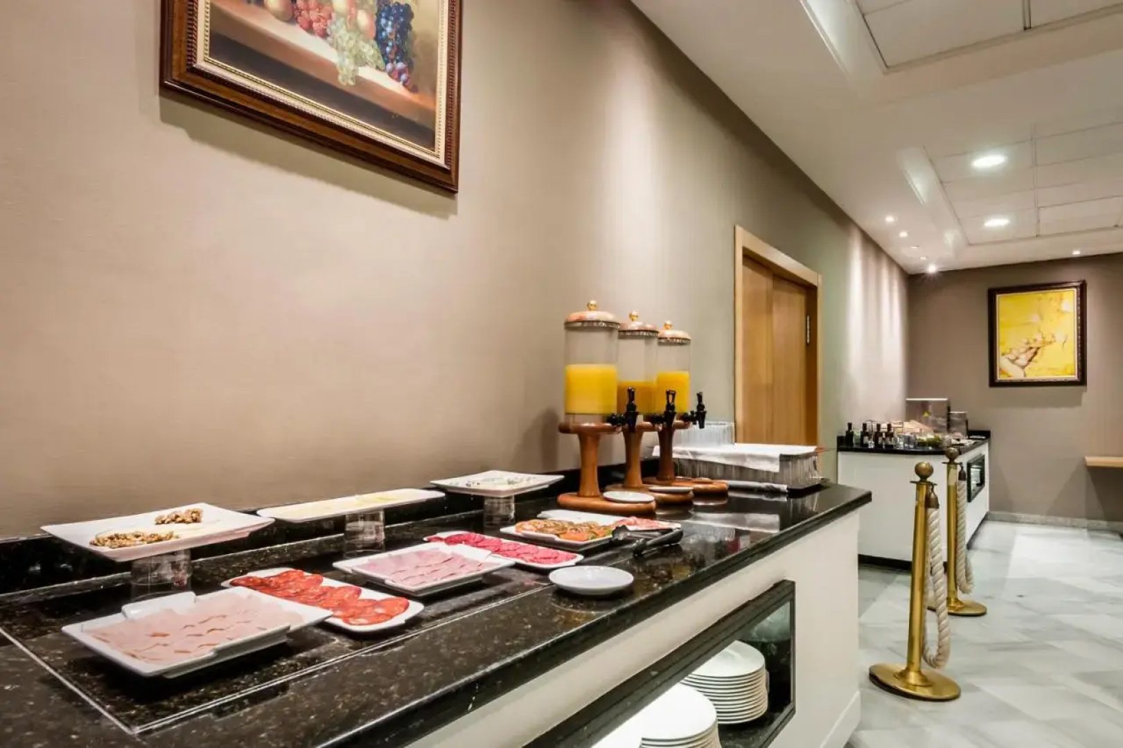 Avenida Hotel Almería