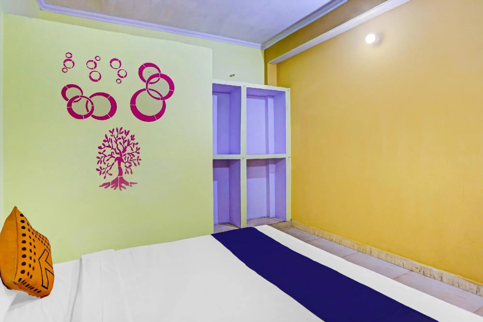 Spot On 78778 Hotel Atithi