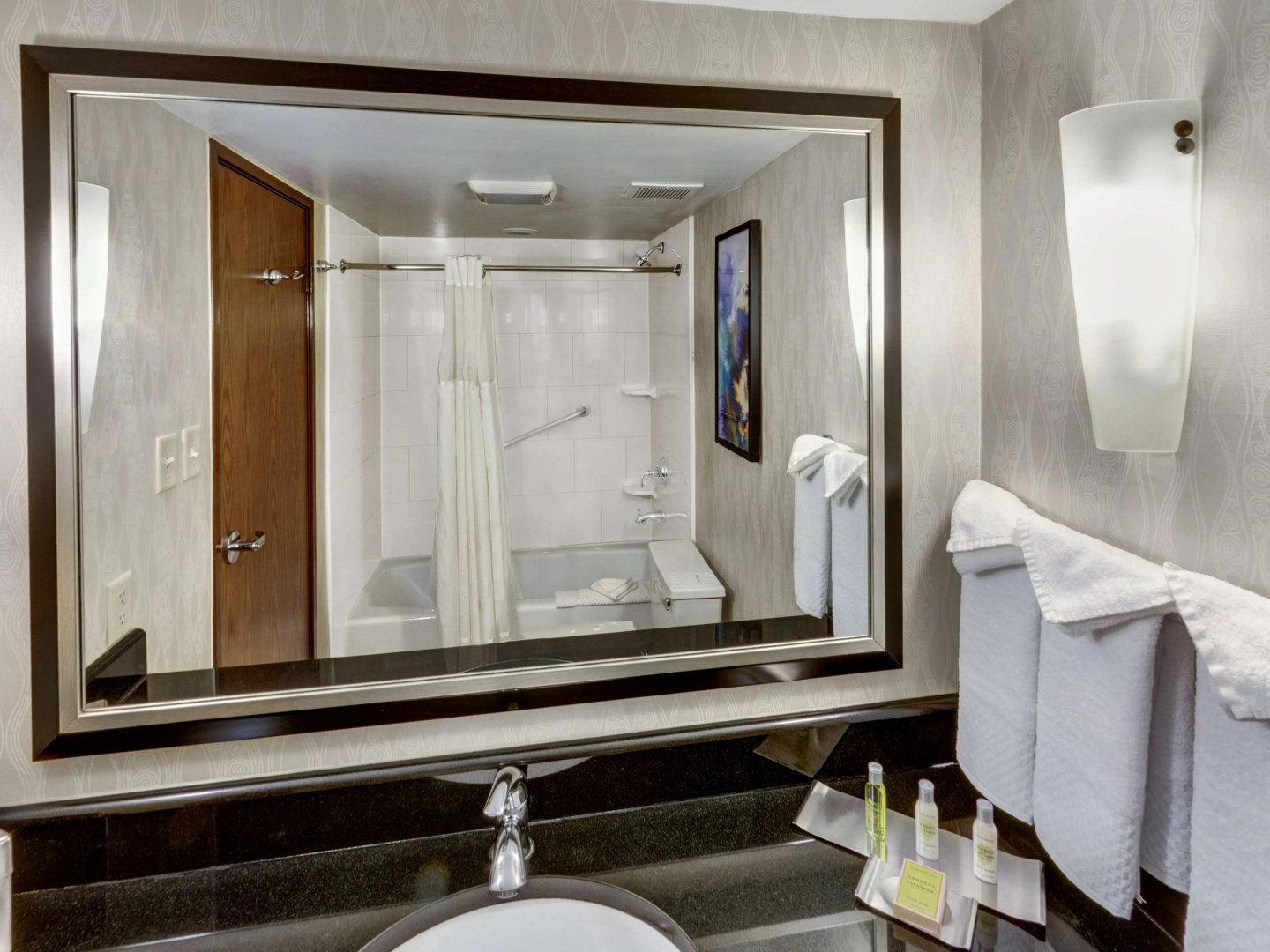 DoubleTree by Hilton Hotel Wichita Airport