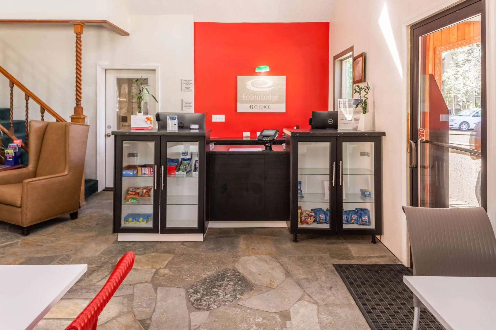 Econo Lodge Inn & Suites Heavenly Village Area