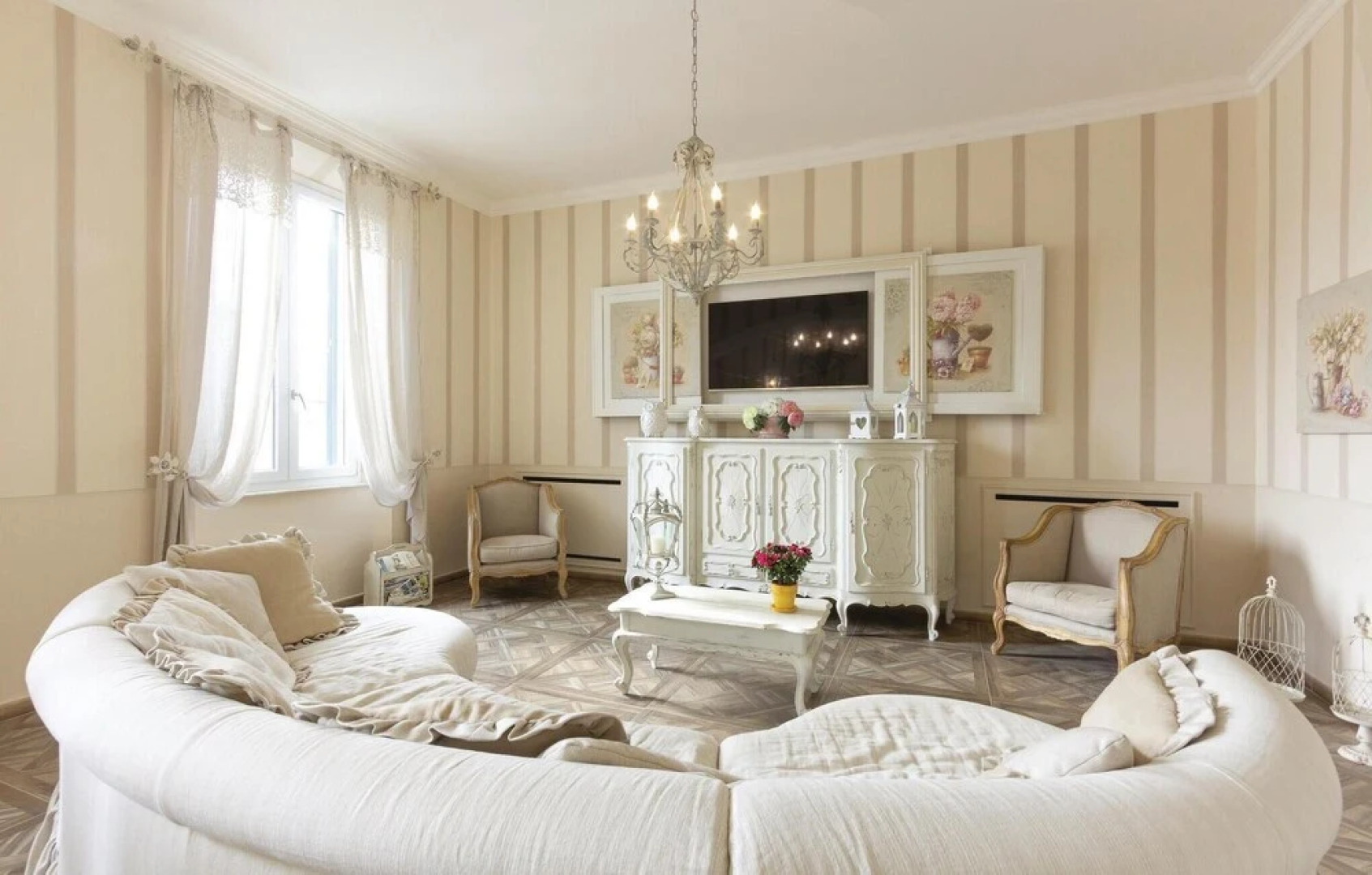 Beautiful Apartment in Viareggio With 3 Bedrooms, Jacuzzi and Sauna