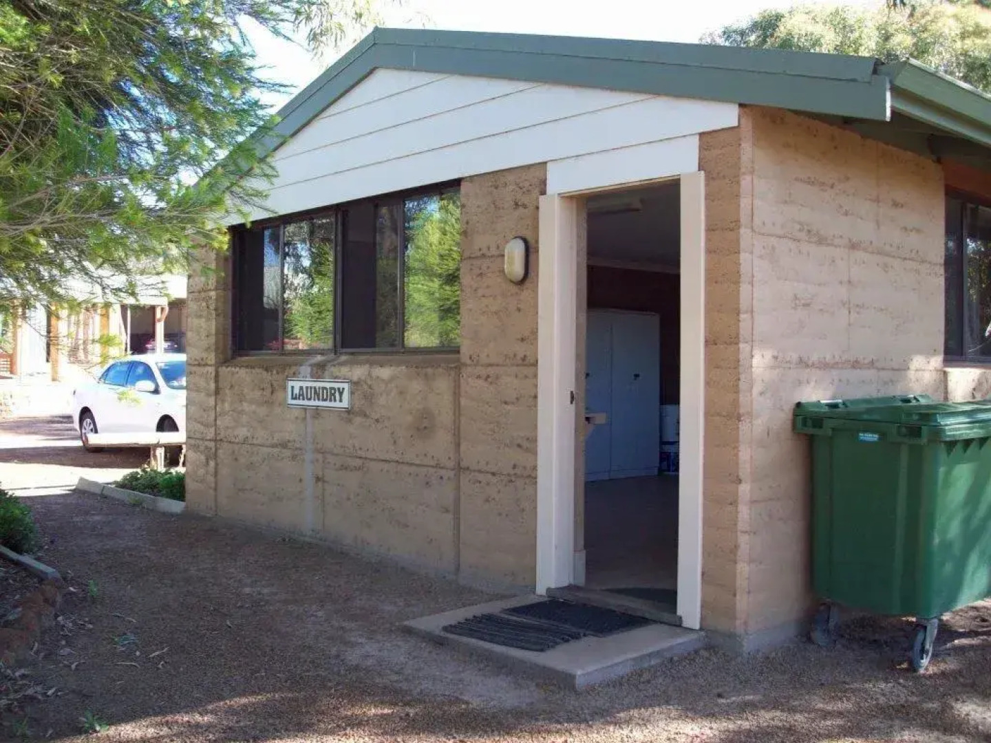 Hopetoun Motel & Chalet Village