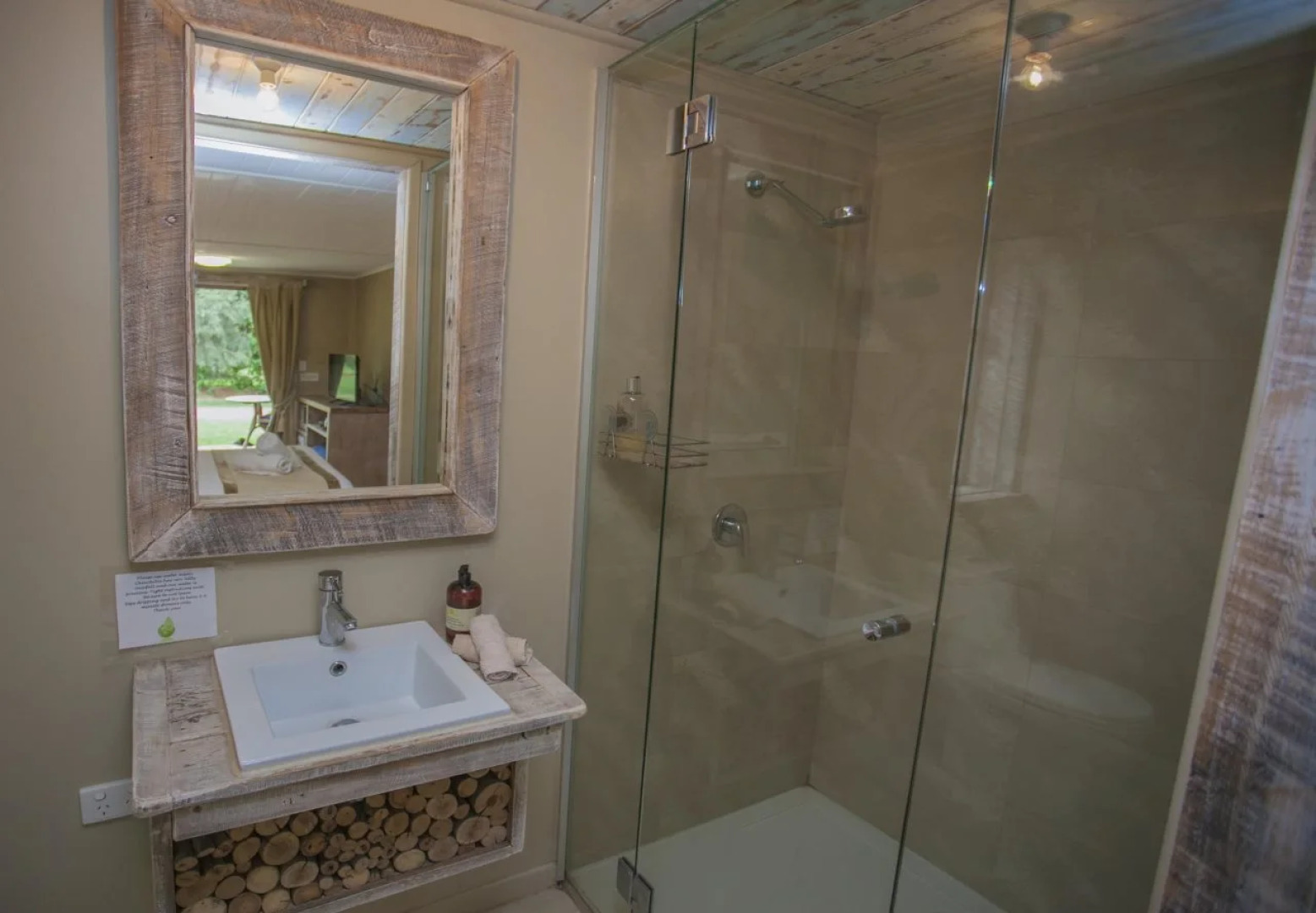 The Laurels of Chinchilla