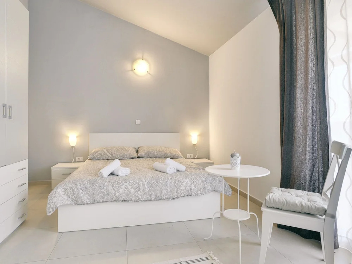 Luxurious Villa with Sauna & Hot Tub in Žminj