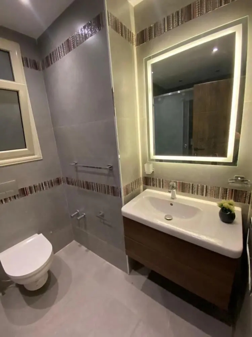 Villa in palm hills-the crown