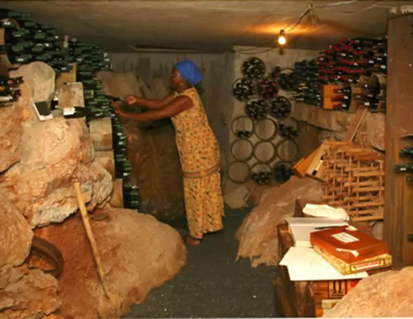 Uris Safari Lodge - Campground