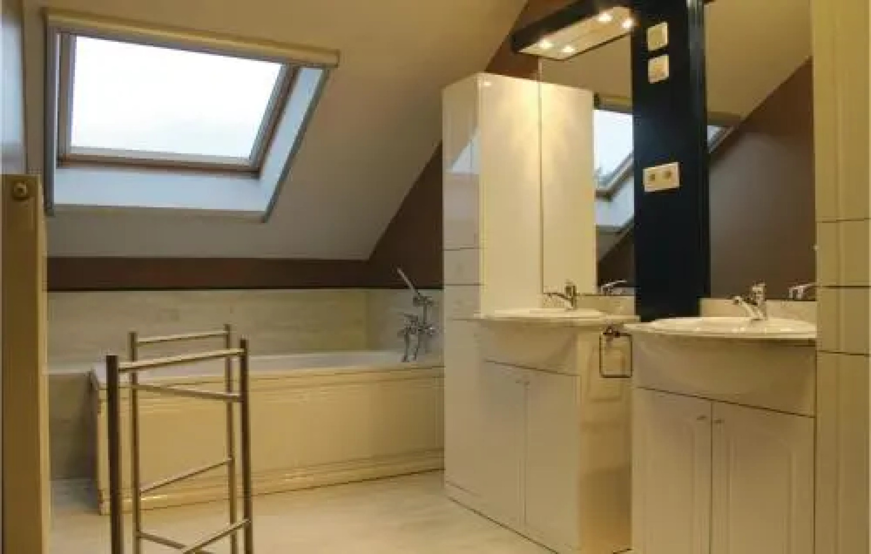 Four-Bedroom Holiday home Homsemstraat 83