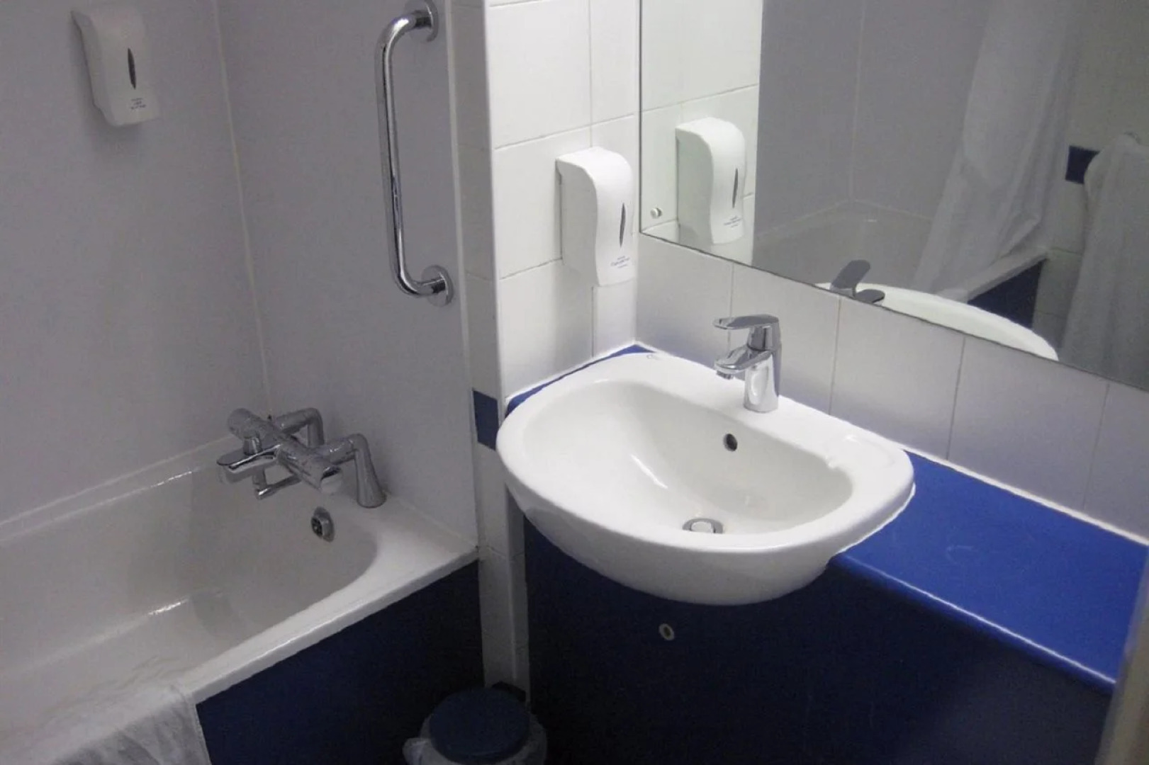 Travelodge Stonehouse