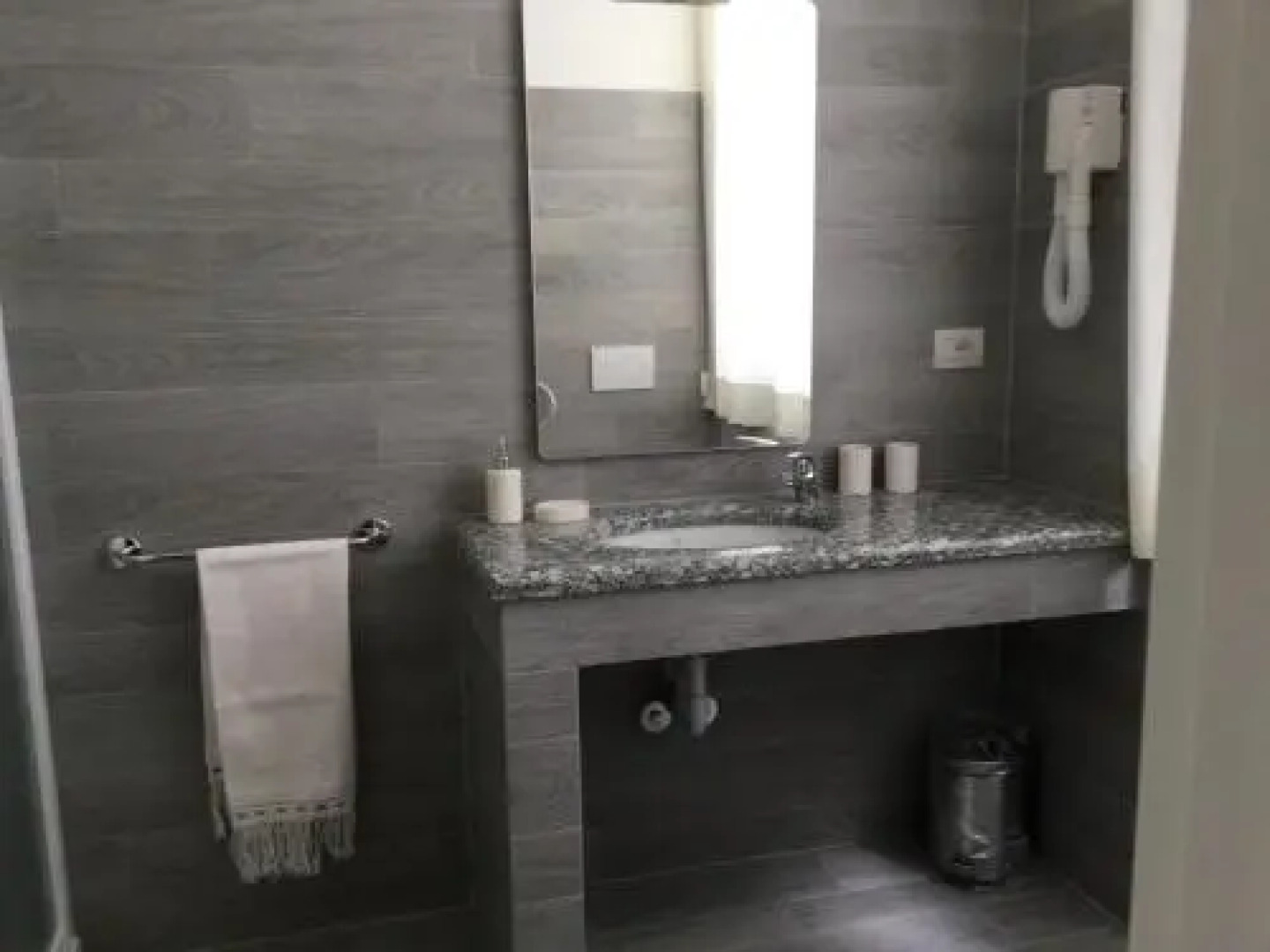 Bed  Breakfast Pescarenico