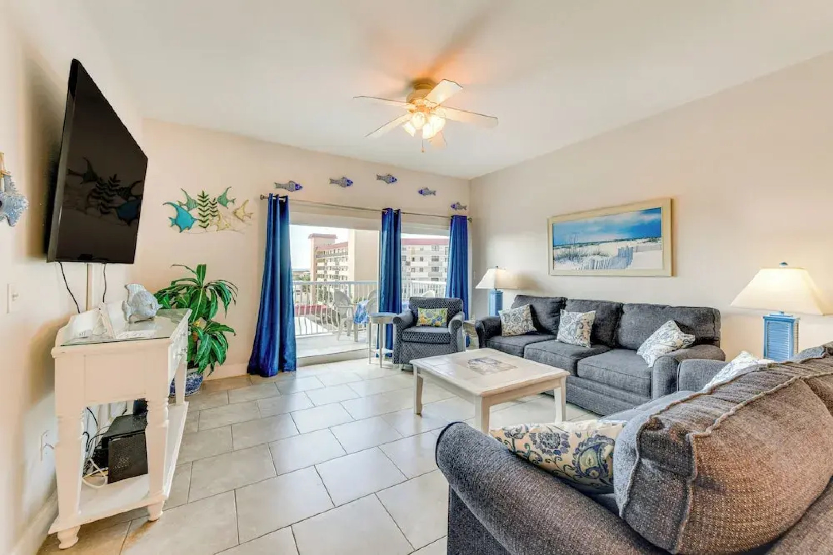 Condo w/ Gulf View! Walk to Redington Beach