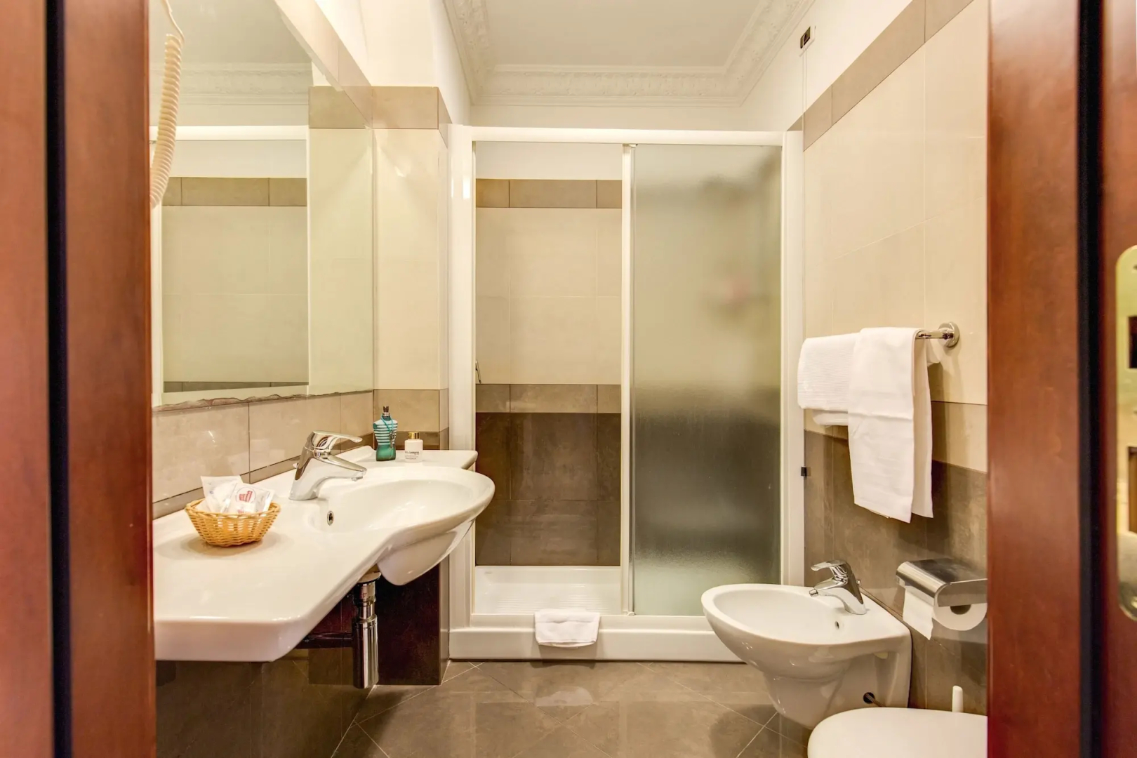 Hotel Contilia