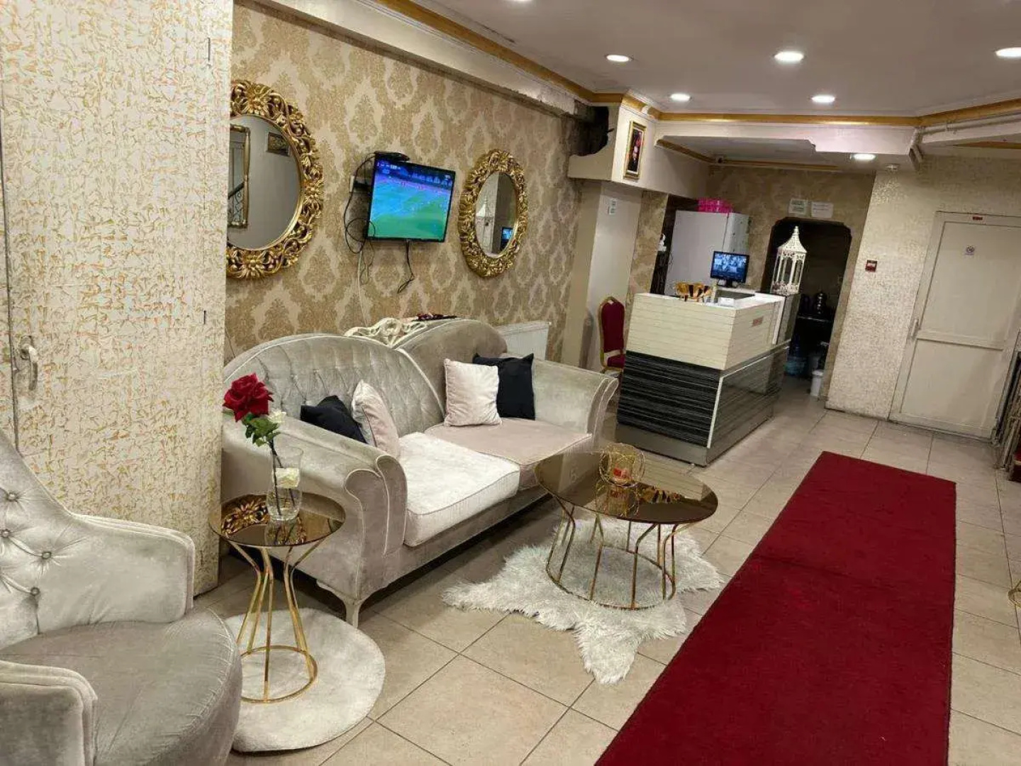 Sah Hotel