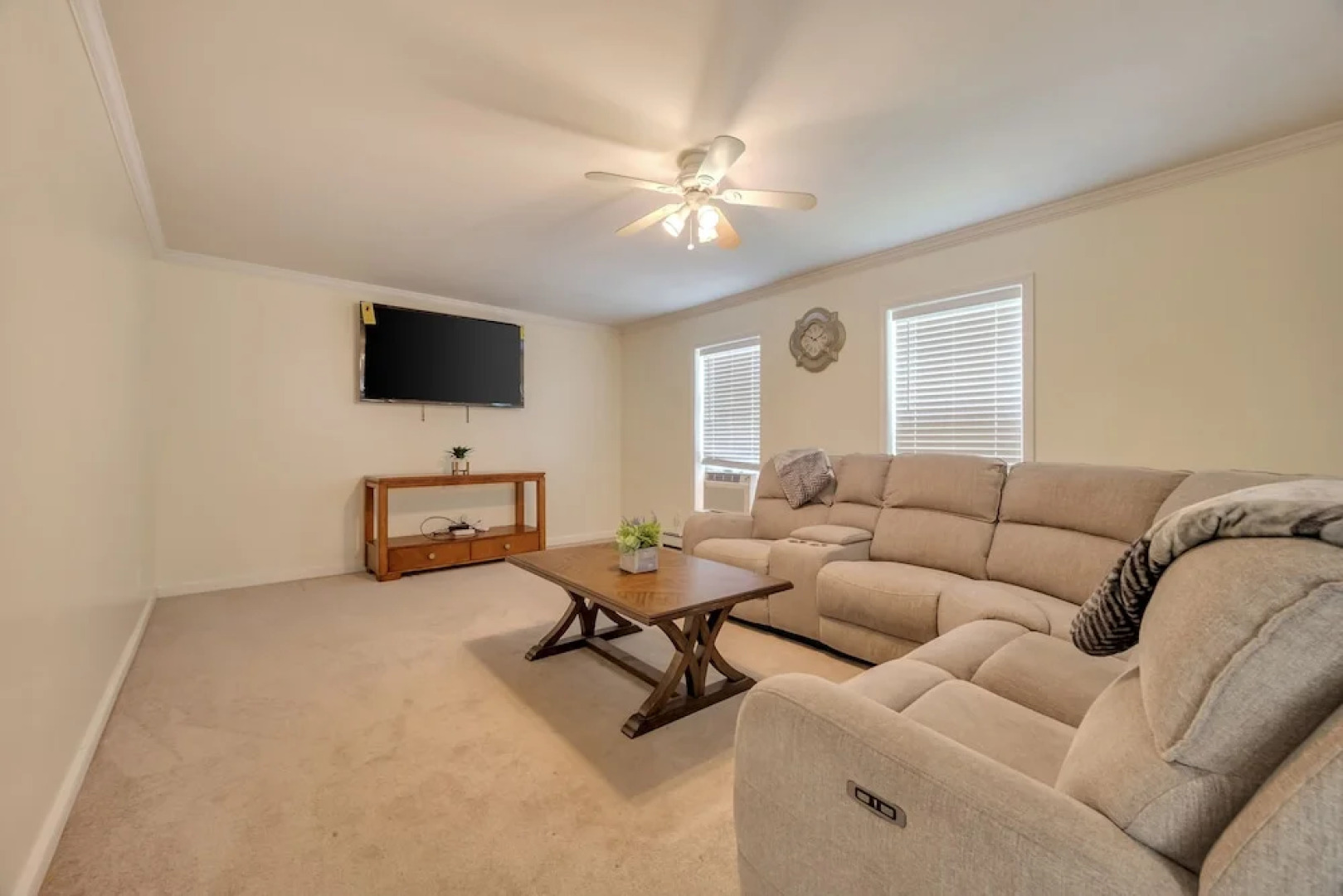 2900sqft villa near ski & snowboarding