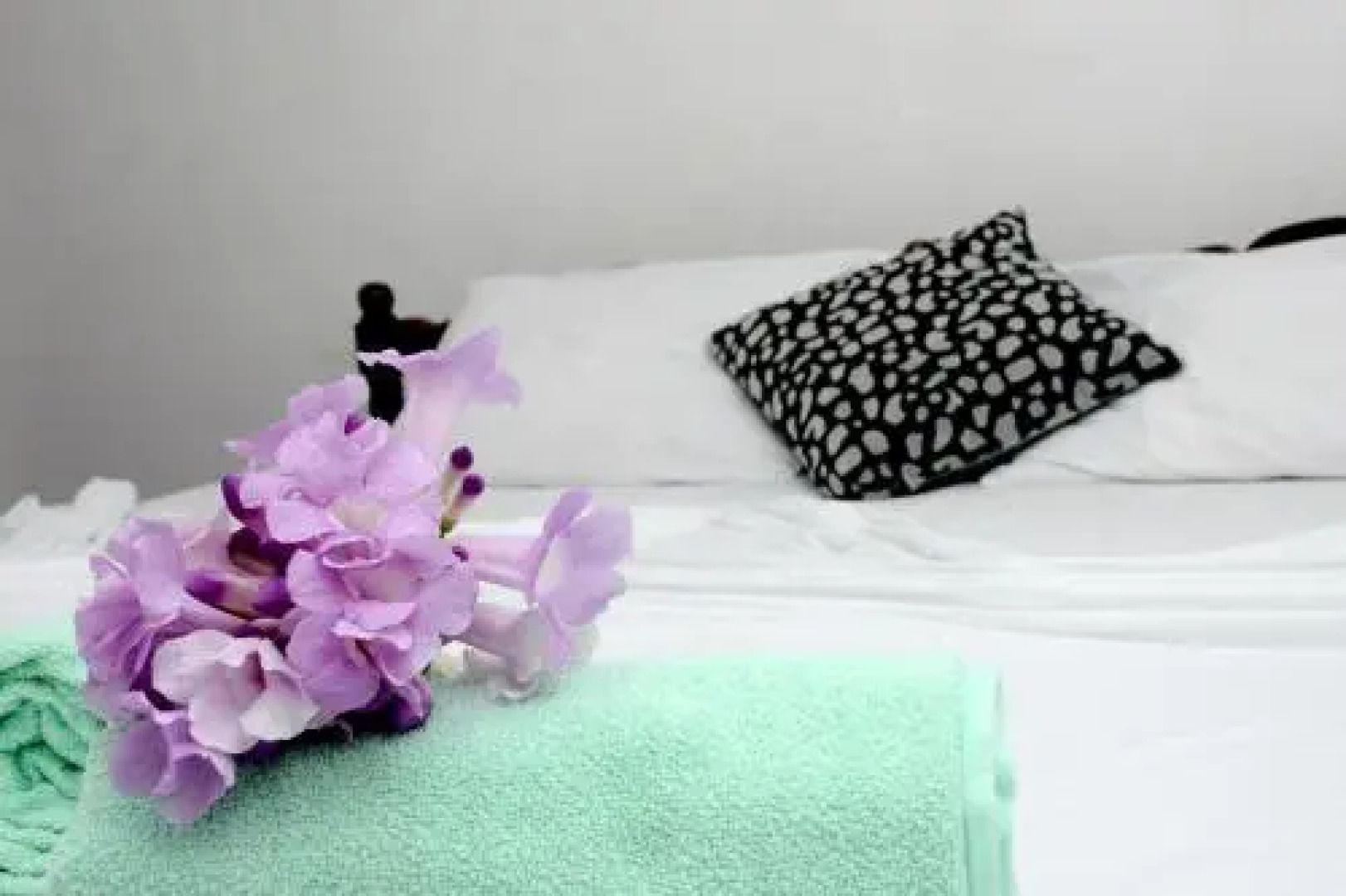 Chandrika Guest & Rrstaurant, Kiula - Hungama